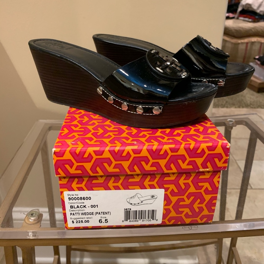 Tori Burch Patti Wedge Black